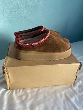 UGG Chestnut Suede Slip-On Slippers with Red Trim